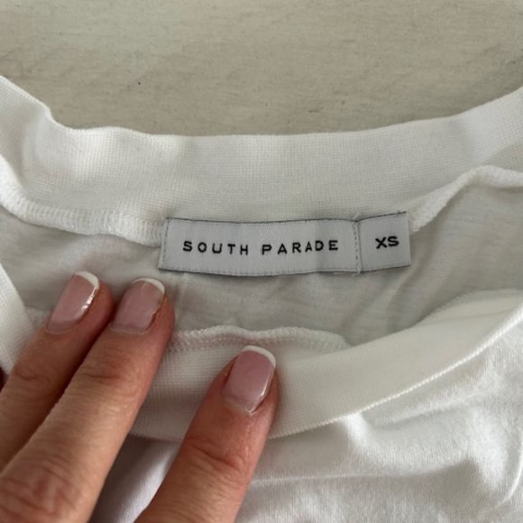 SOUTH PARADE CANDY SMILE TEE - Picture 3 of 4